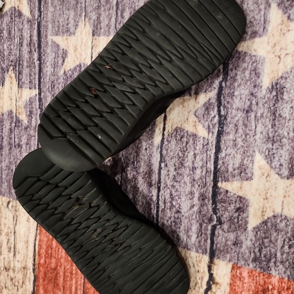 Used Adidas sneakers - Picture 8 of 8